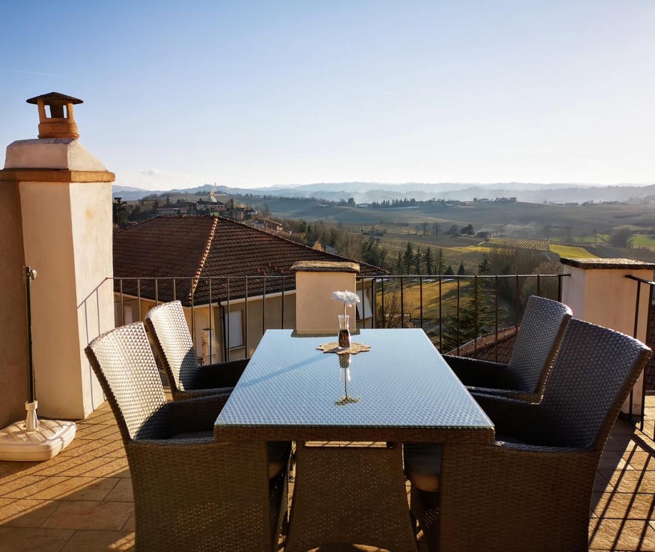 La Maggiorina Aparthotel Agliano Terme Exterior foto